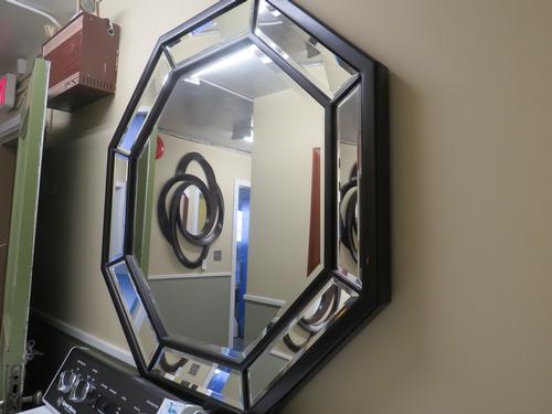 Big Mirror with side mirror designs on it