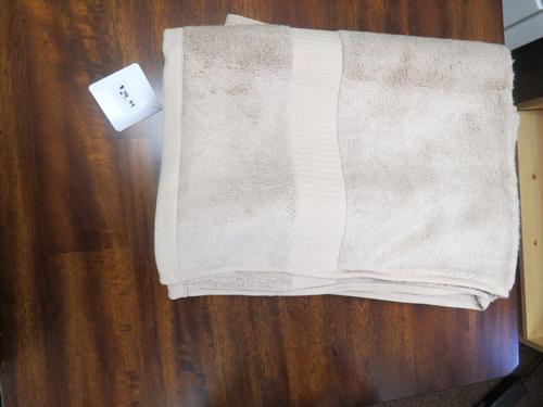 Alamode White Bath Towel 