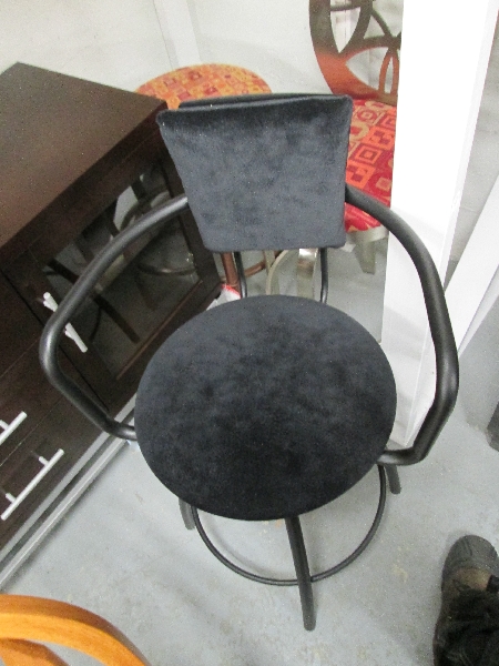 Trica Zip 26inch Chair Black 5566-1017