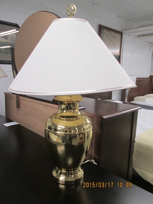 Standa Golden Table Lamp