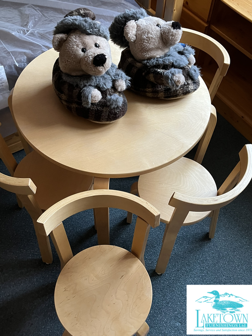 Kids Wooden Table 2 Dolls 4 Stools